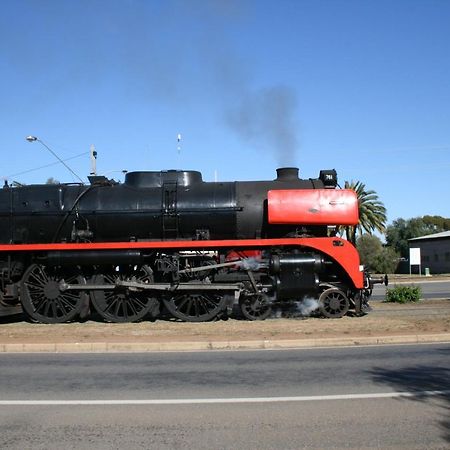 Mount Wycheproof Motor Inn Екстериор снимка