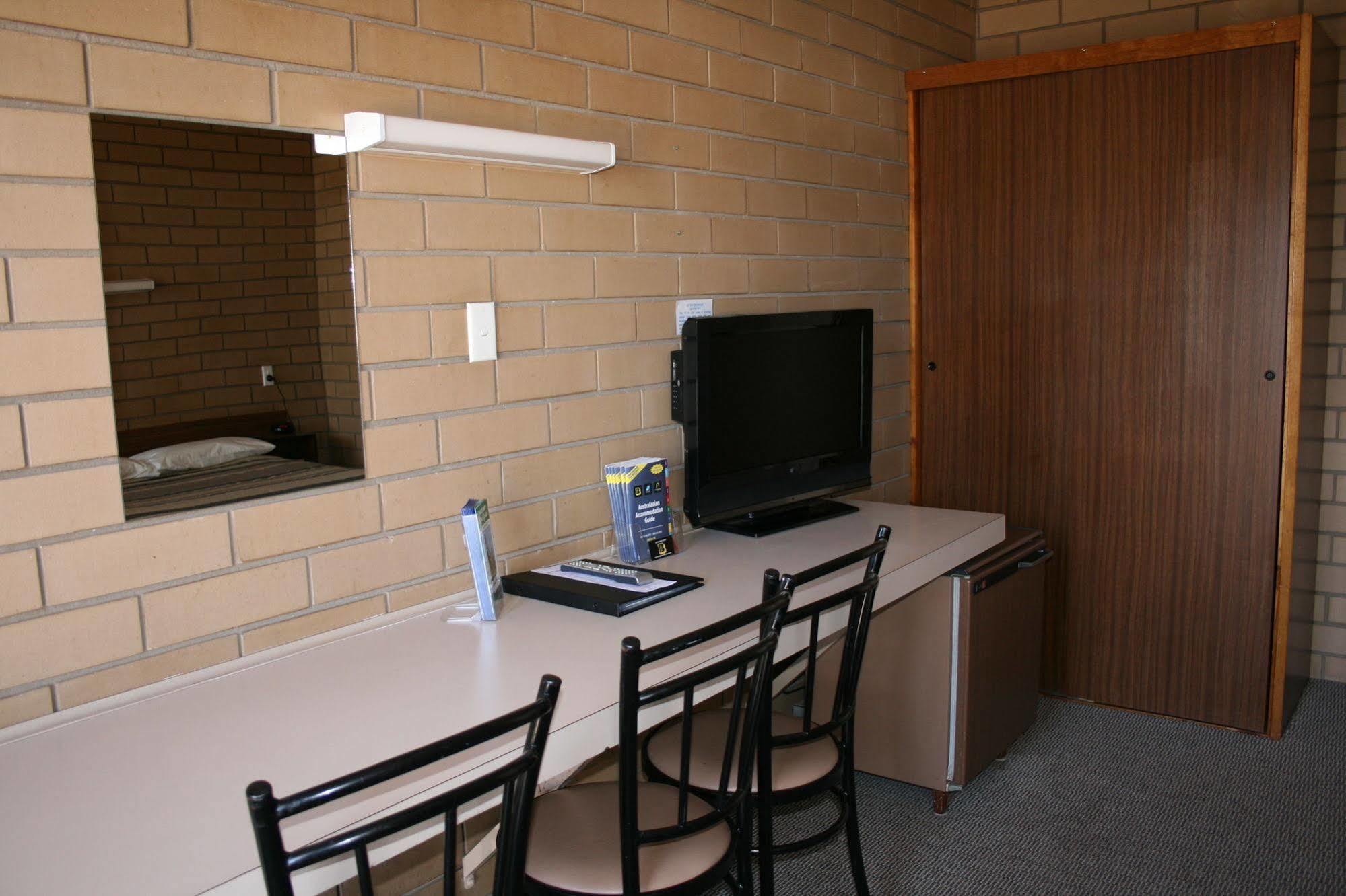 Mount Wycheproof Motor Inn Екстериор снимка