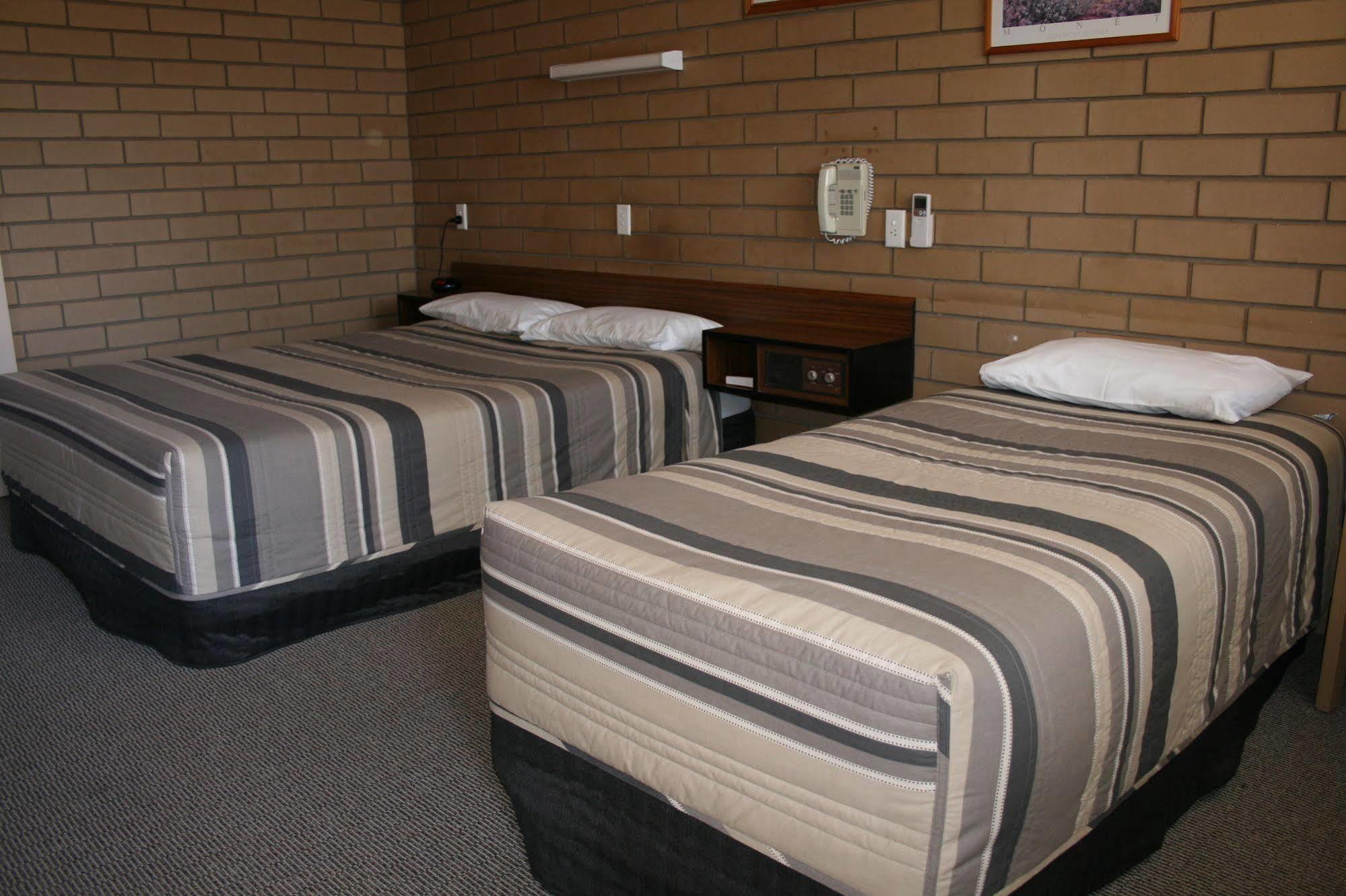 Mount Wycheproof Motor Inn Екстериор снимка